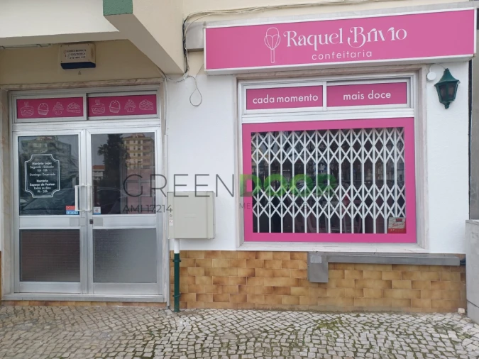 Loja para Arrendamento em Amora Foto 1