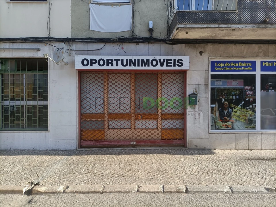 Armazém para Venda em Baixa da Banheira e Vale da Amoreira Foto 9