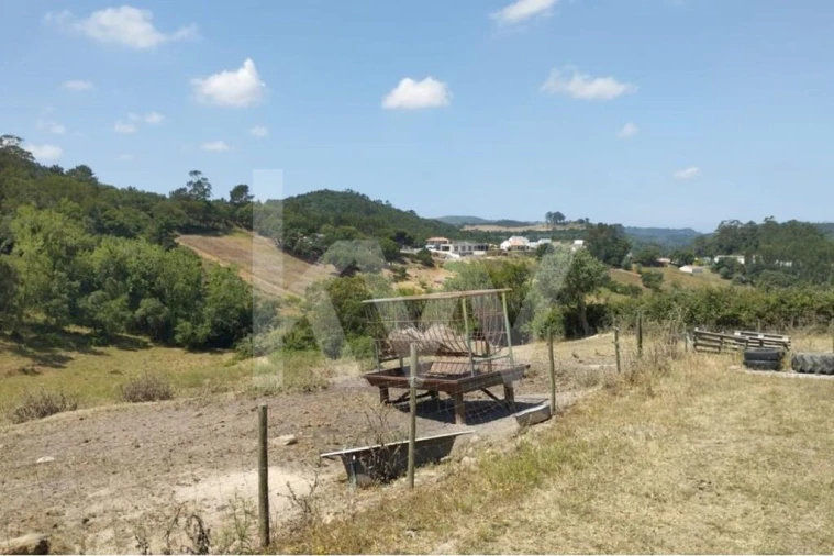 Terreno para Venda em Milharado Foto 3
