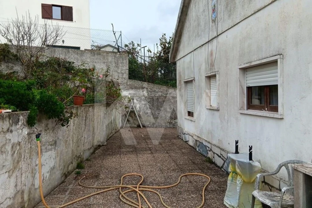 Moradia T2 para Venda em Malveira e São Miguel de Alcainça Foto 10