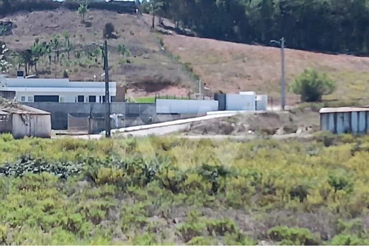Terreno para Venda em Ramalhal Foto 11