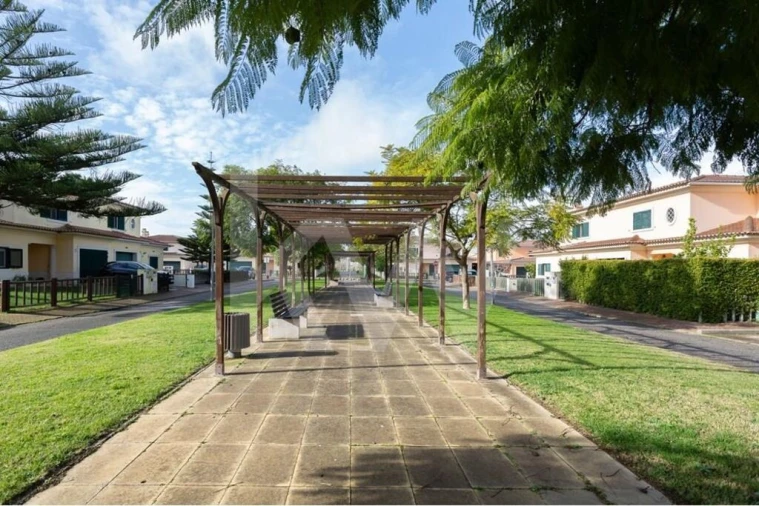 Loja para Venda em Samora Correia Foto 5