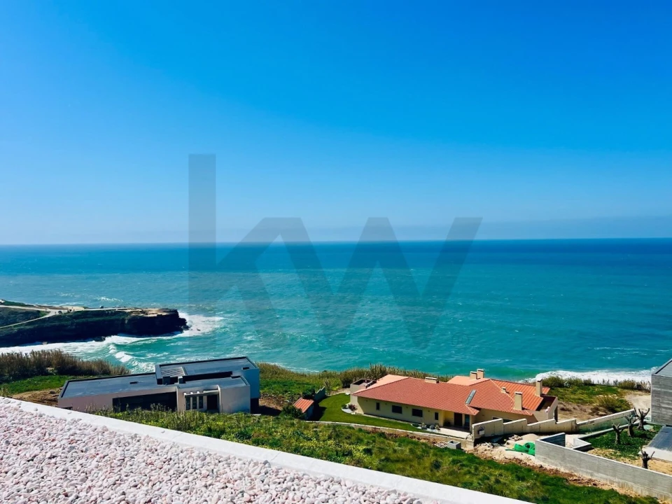 Moradia T3 para Venda em Santo Isidoro Foto 4