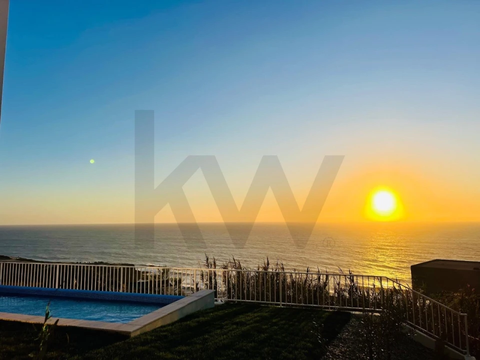 Moradia T3 para Venda em Santo Isidoro Foto 44