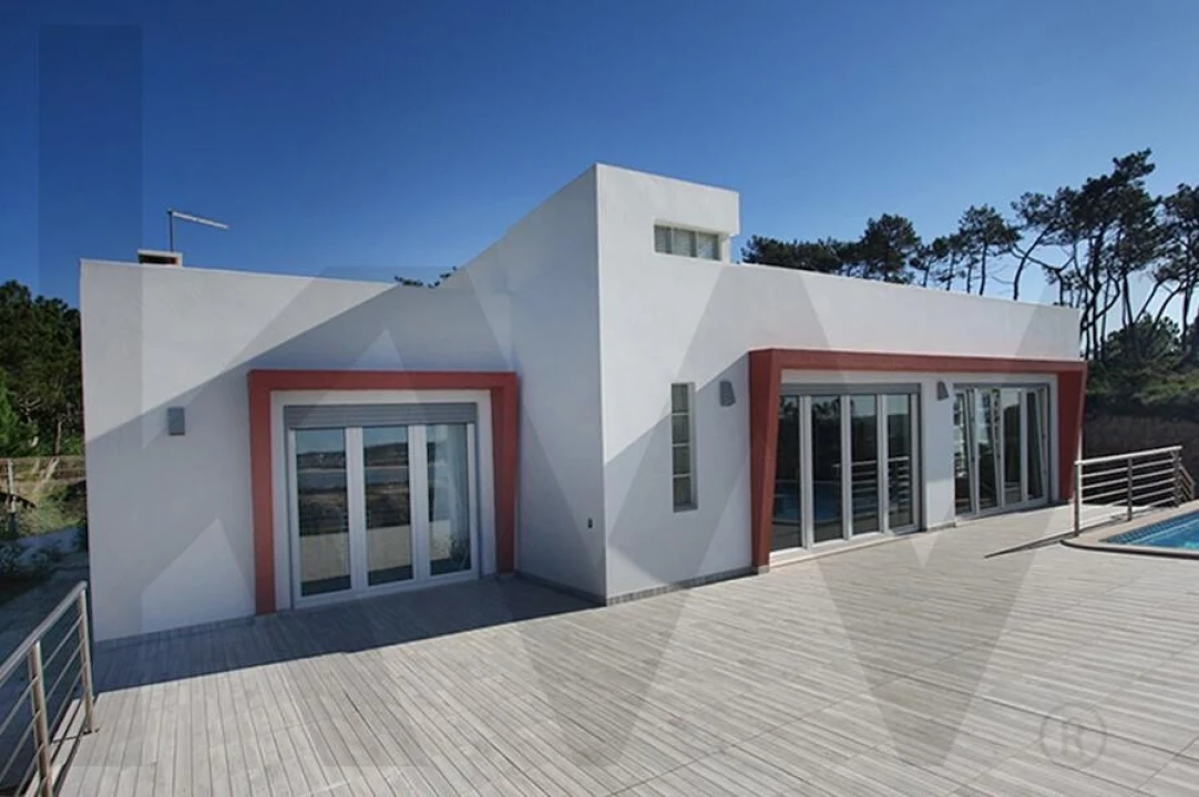 Moradia T4 para Venda em Foz do Arelho Foto 2