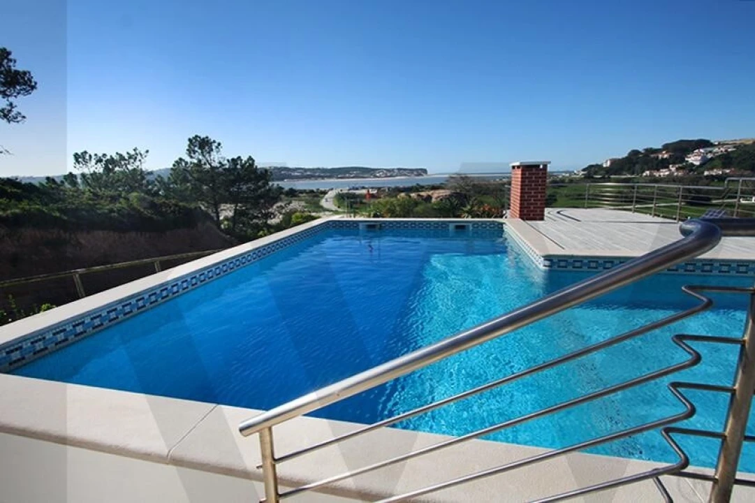 Moradia T4 para Venda em Foz do Arelho Foto 12