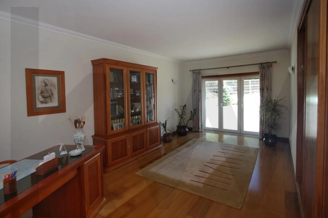 Moradia T4 para Venda em Foz do Arelho Foto 29