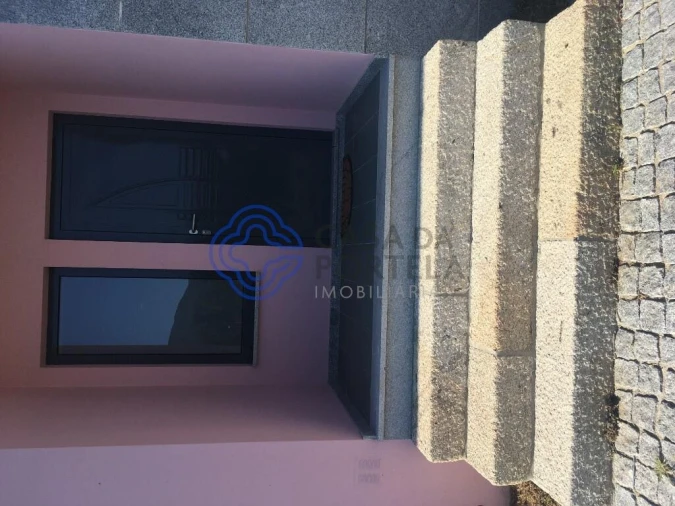 Moradia T4 para Venda em Campos e Vila Meã Foto 9