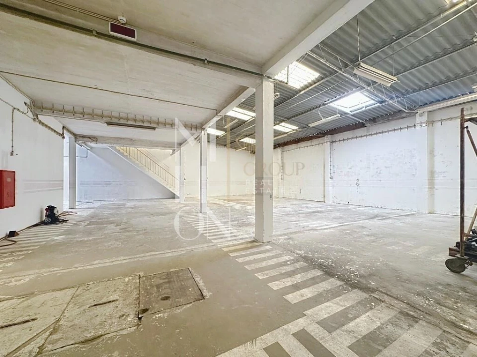 Armazém para Venda em Santa Iria de Azoia, São João da Talha e Bobadela Foto 6