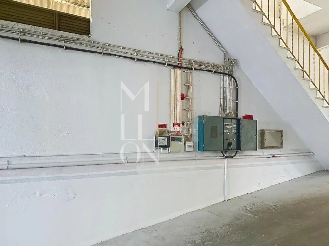 Armazém para Venda em Santa Iria de Azoia, São João da Talha e Bobadela Foto 20