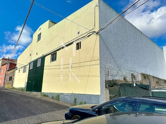 Armazém para Venda em Santa Iria de Azoia, São João da Talha e Bobadela Foto 3