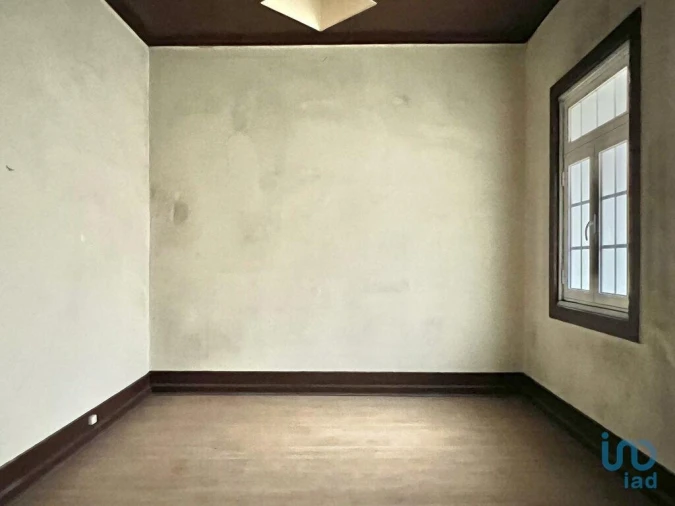 Prédio para Venda em Vouzela e Paços de Vilharigues Foto 10