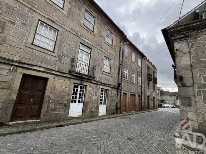 Prédio para Venda em Vouzela e Paços de Vilharigues Foto 17