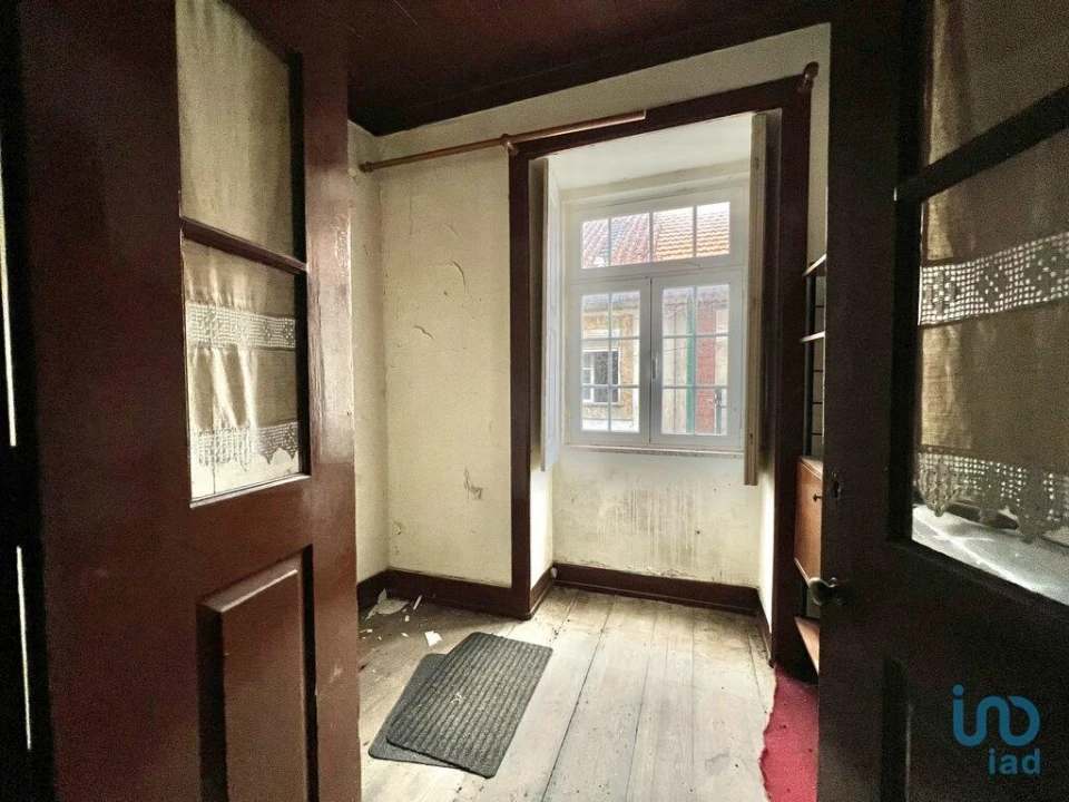 Prédio para Venda em Vouzela e Paços de Vilharigues Foto 6