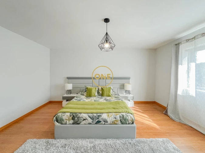 Moradia T3 para Venda em Capelas Foto 12