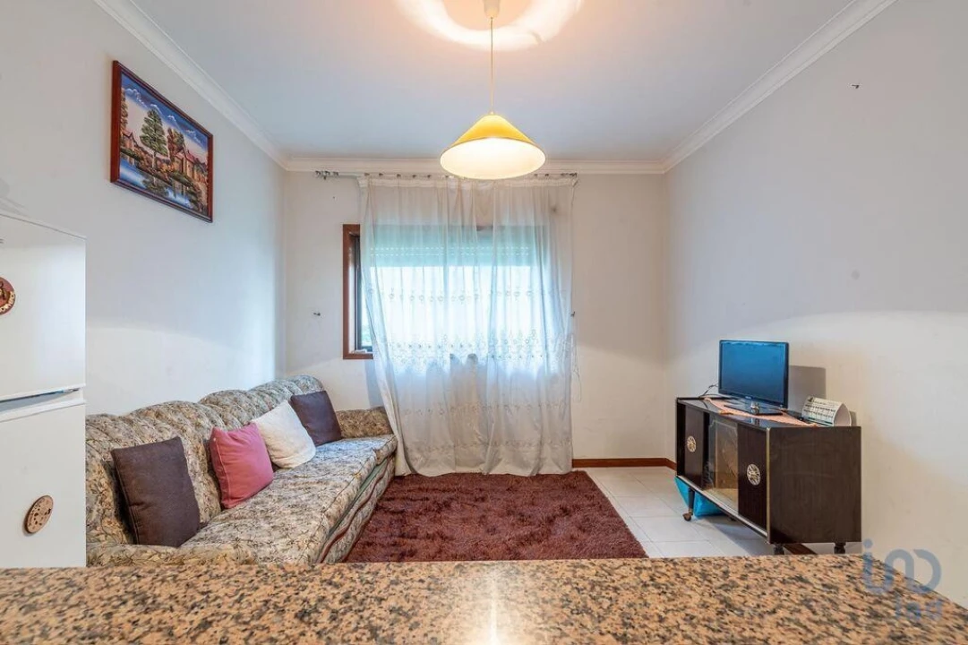 Apartamento T1 para Venda em Chafe Foto 3