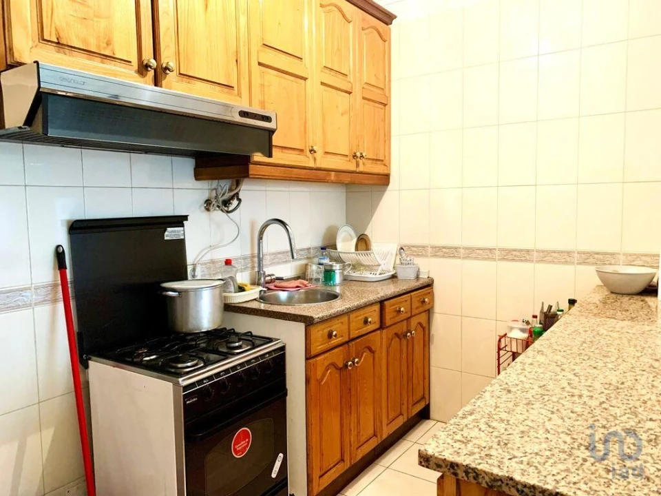 Apartamento T1 para Venda em Chafe Foto 4