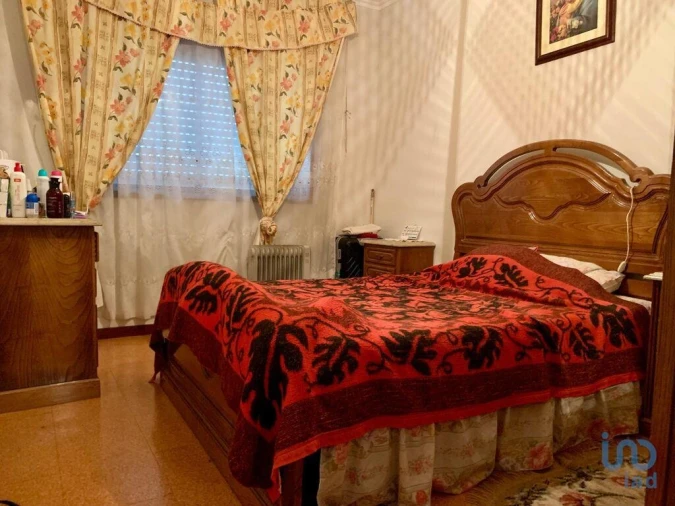 Apartamento T1 para Venda em Chafe Foto 1