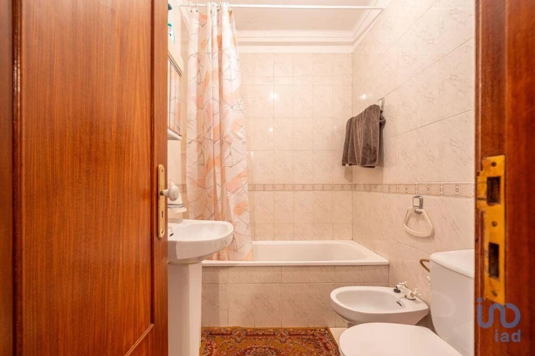 Apartamento T1 para Venda em Chafe Foto 7