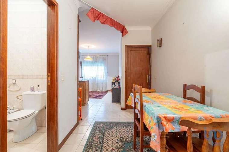 Apartamento T1 para Venda em Chafe Foto 8