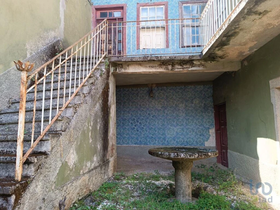 Moradia T6 para Venda em Azinhoso Foto 4