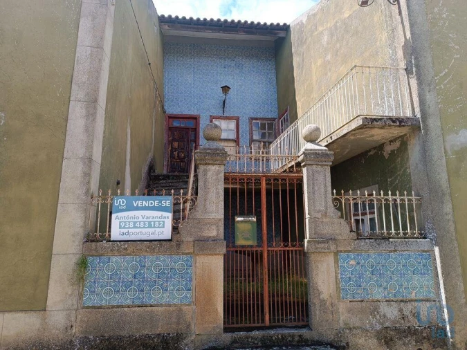 Moradia T6 para Venda em Azinhoso Foto 1