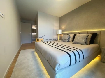 Apartamento T2 para Venda em Santa Marinha e São Pedro da Afurada
