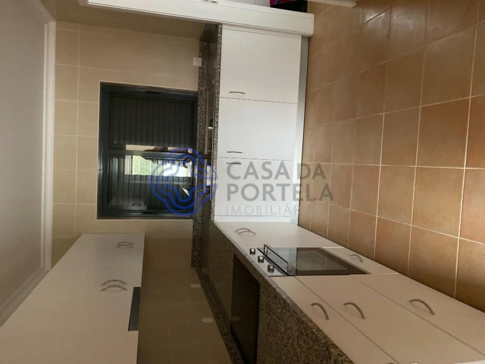 Moradia T4 para Venda em Campos e Vila Meã Foto 5