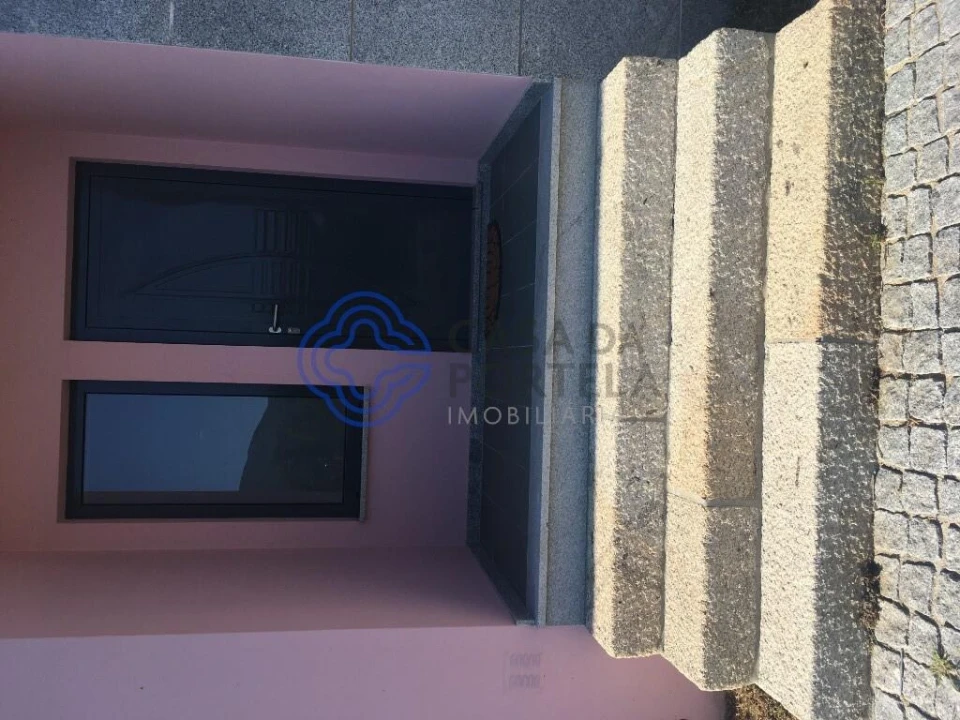 Moradia T4 para Venda em Campos e Vila Meã Foto 9