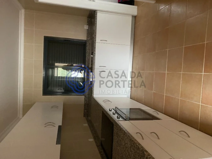 Moradia T4 para Venda em Campos e Vila Meã Foto 5