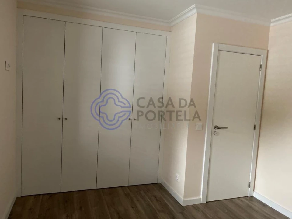 Moradia T4 para Venda em Campos e Vila Meã Foto 13