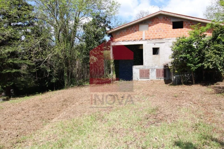 Moradia T2 para Venda em Sabariz Foto 31