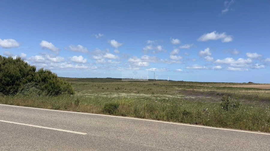 Terreno para Venda em Vila do Bispo e Raposeira Foto 10