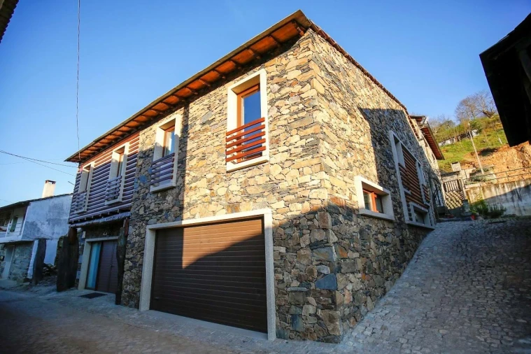 Moradia T5 para Venda em Rabal Foto 58