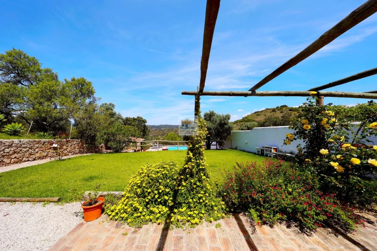 Quinta T3 para Venda em São Bartolomeu de Messines Foto 45