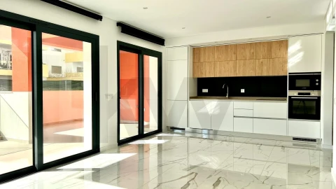 Apartamento T3 para Venda em Portimão