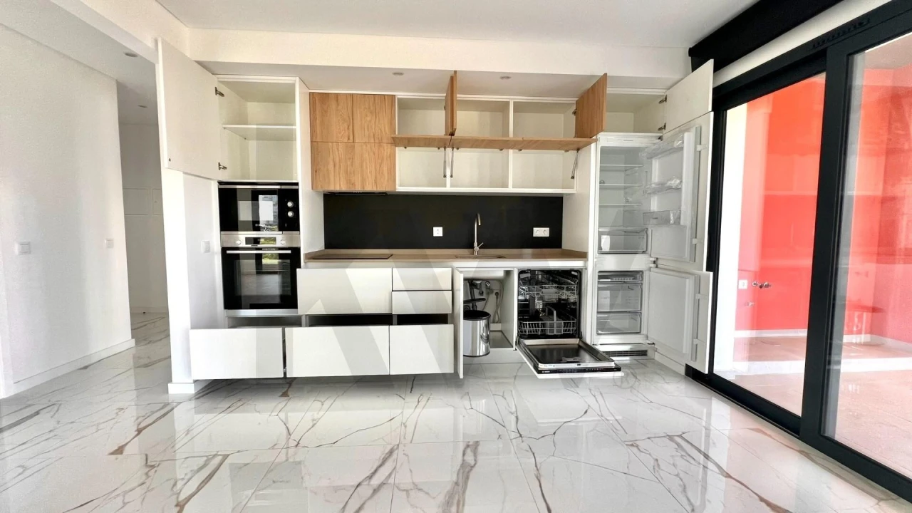 Apartamento T3 para Venda em Portimão Foto 2