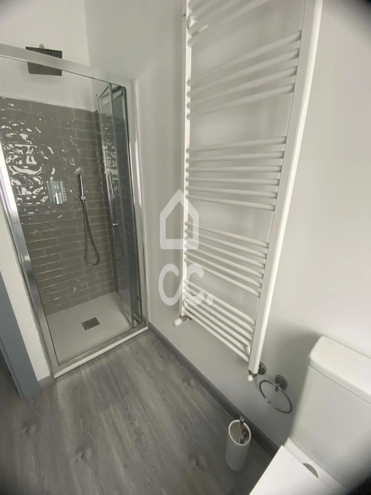 Apartamento T1 para Venda em Tortosendo Foto 8