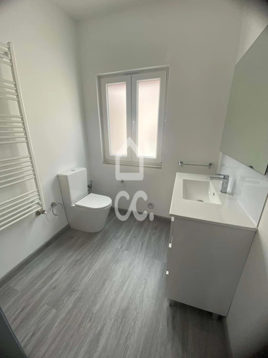 Apartamento T3 para Venda em Tortosendo Foto 6