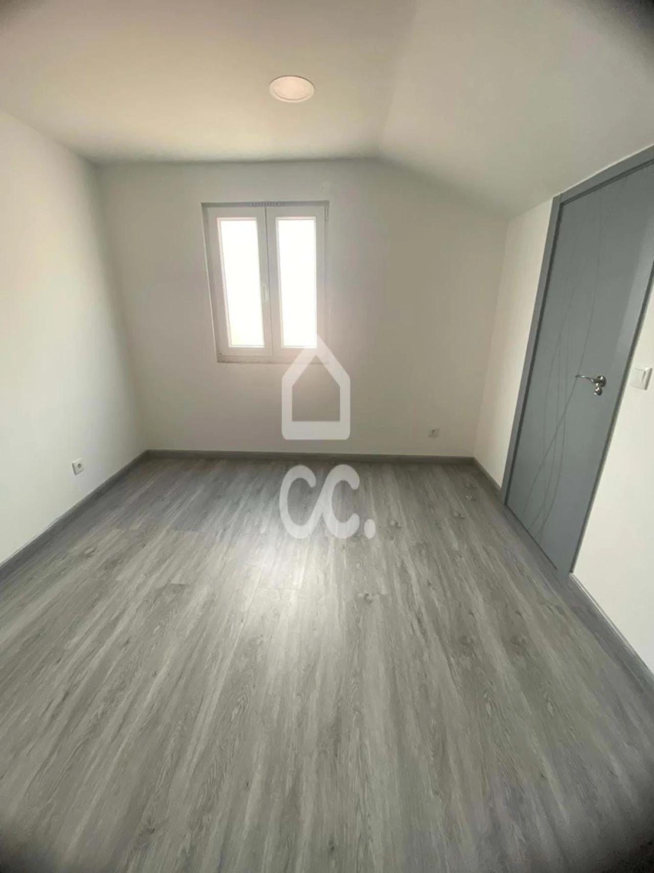 Apartamento T3 para Venda em Tortosendo Foto 10