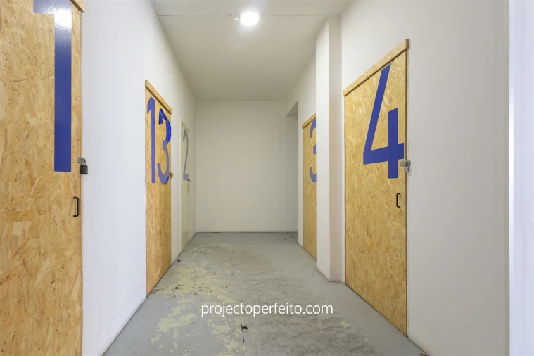 Armazém para Venda em Mafamude e Vilar do Paraíso Foto 4