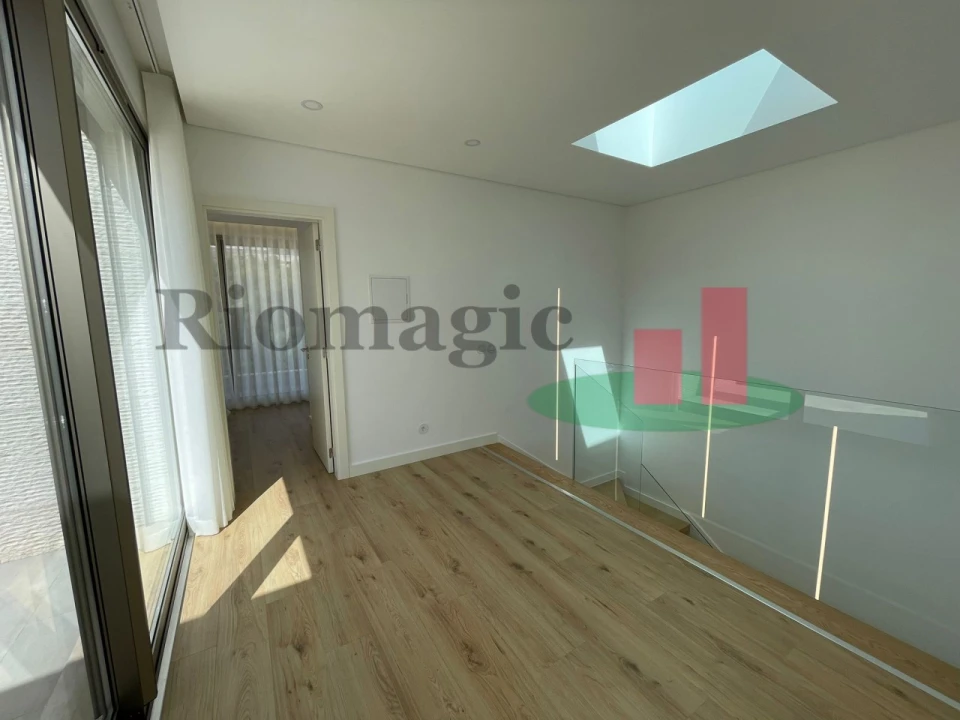 Moradia T3 para Venda em Rio Maior Foto 31