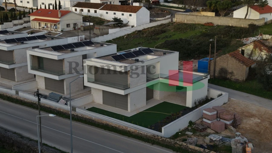 Moradia T3 para Venda em Rio Maior Foto 67