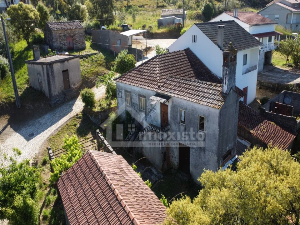 Moradia T3 para Venda em Figueiró dos Vinhos e Bairradas Foto 3