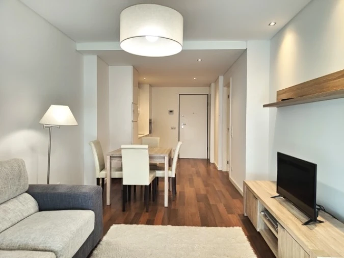 Apartamento T1 para Arrendamento em Glória e Vera Cruz Foto 8