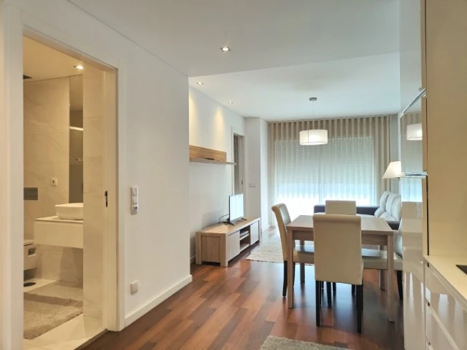 Apartamento T1 para Arrendamento em Glória e Vera Cruz Foto 2