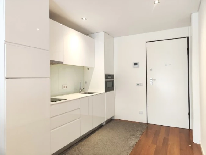 Apartamento T1 para Arrendamento em Glória e Vera Cruz Foto 6
