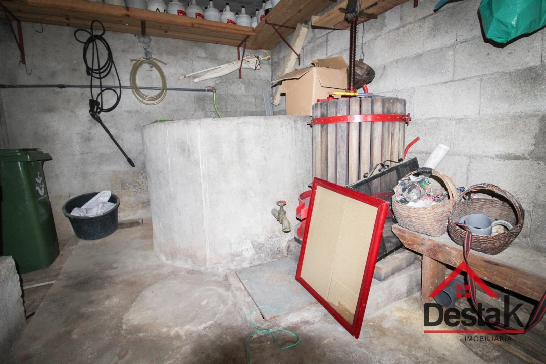 Moradia T5 para Venda em Sul Foto 18