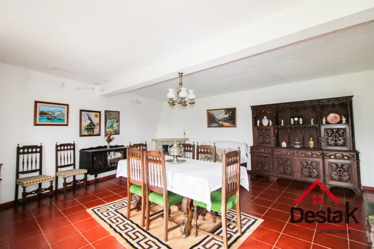 Moradia T5 para Venda em Sul Foto 24