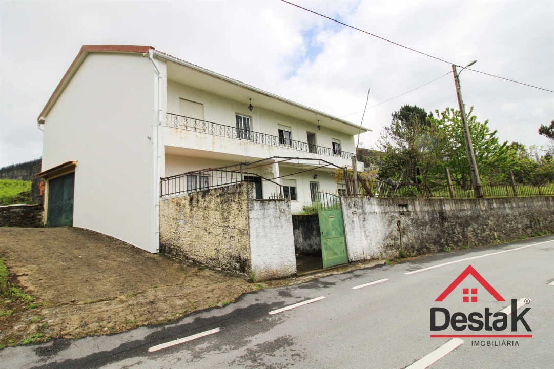 Moradia T5 para Venda em Sul Foto 1